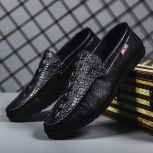 New Slip-on Casual Pattern Gommino Men
