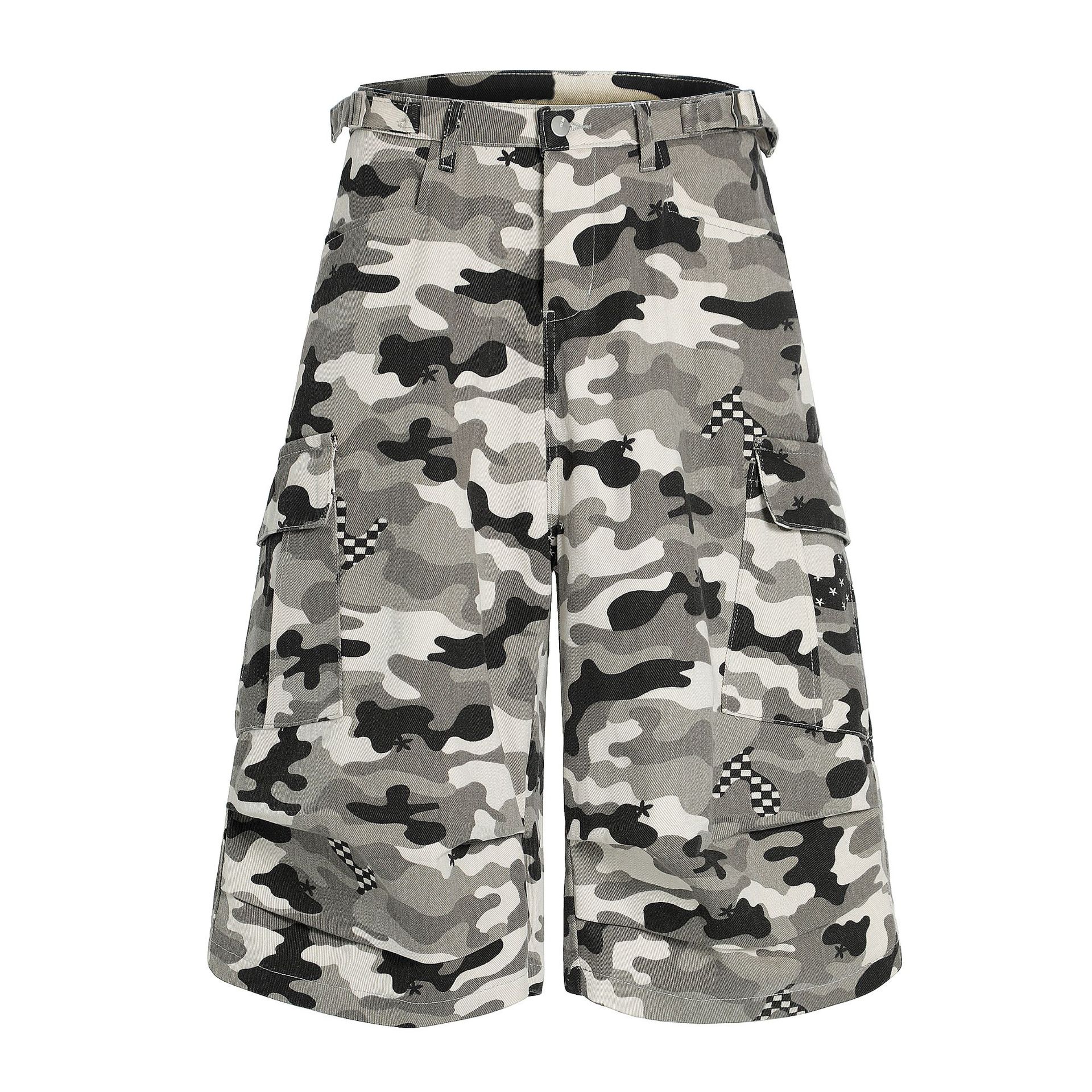 Retro Camouflage Loose Cropped Workwear Shorts