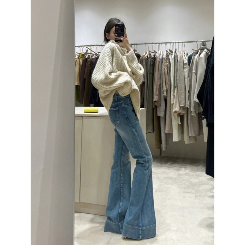 Loose Design High Waist Flared Jeans