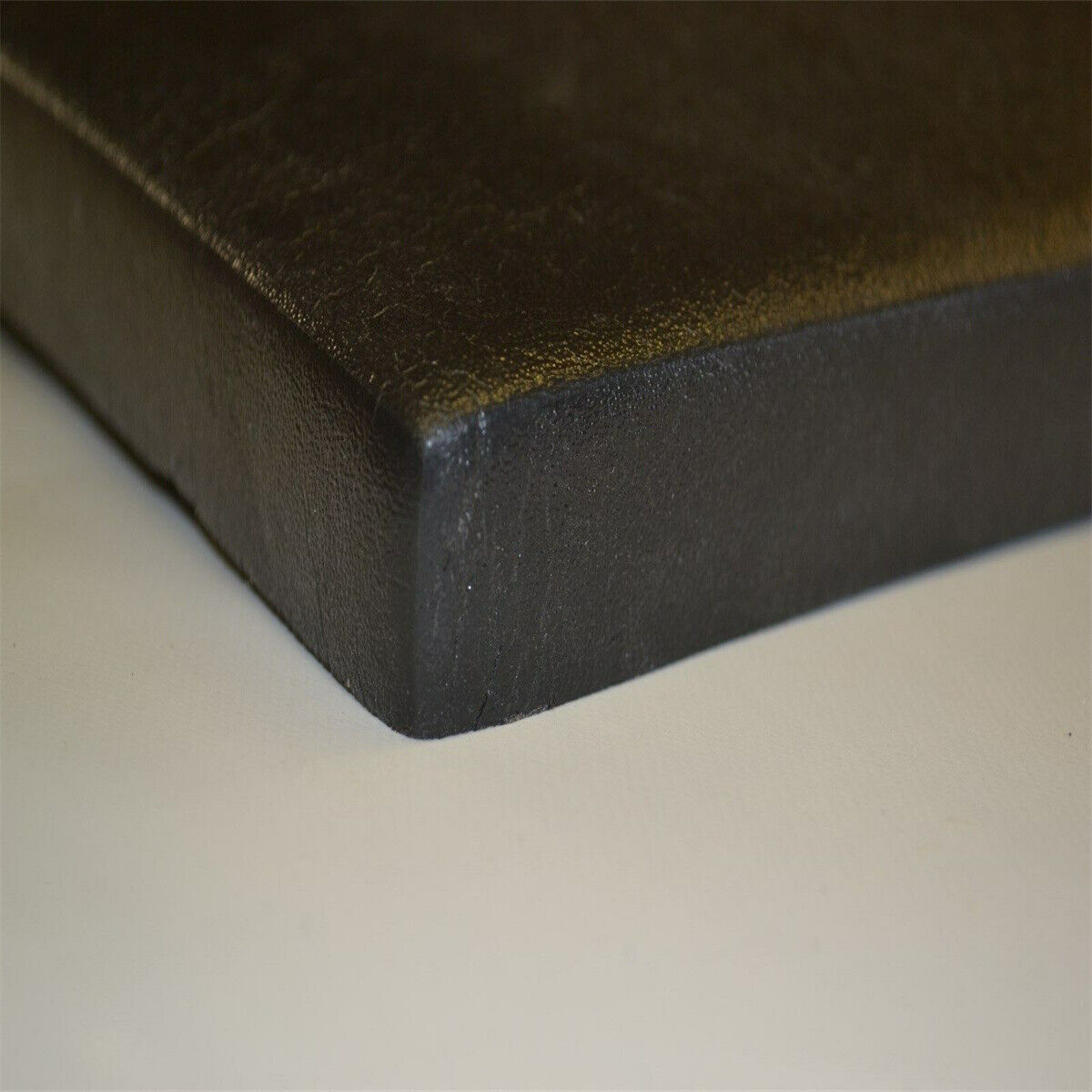 Mechanics Work Mat. Lite Weight 500mm X 32mm Thick. Waterproof Thermal.