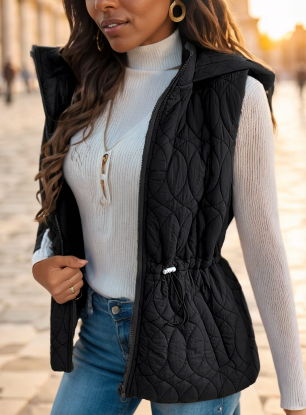 A Solid-colored Vest For Ladies