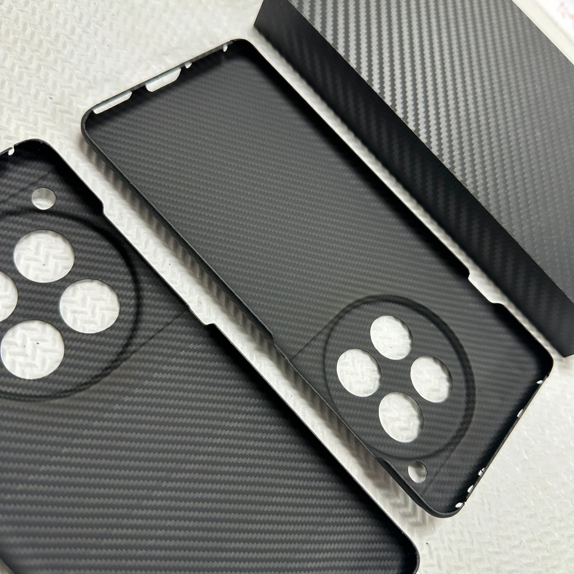 Anti-wear Protective Shell Aramid Fiber Magnetic Mobile Phone Case